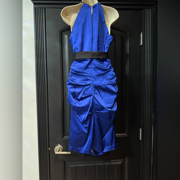 Le Chateau Cobalt Blue Satin Ruched Dress - Picture 2 of 3